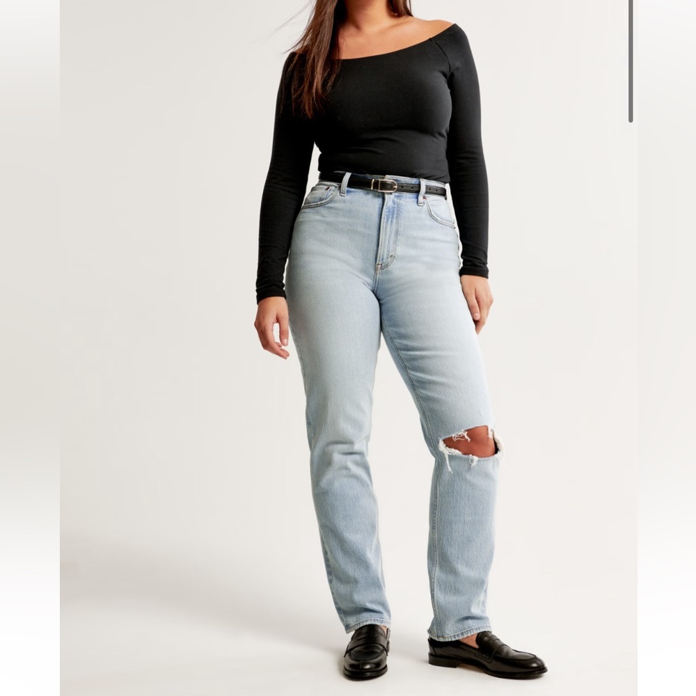Abercrombie 90s Straight Ultra High Rise Jeans